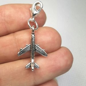 Clip On plane charms planner aircraft bracelet charms Zipper pull pet collar